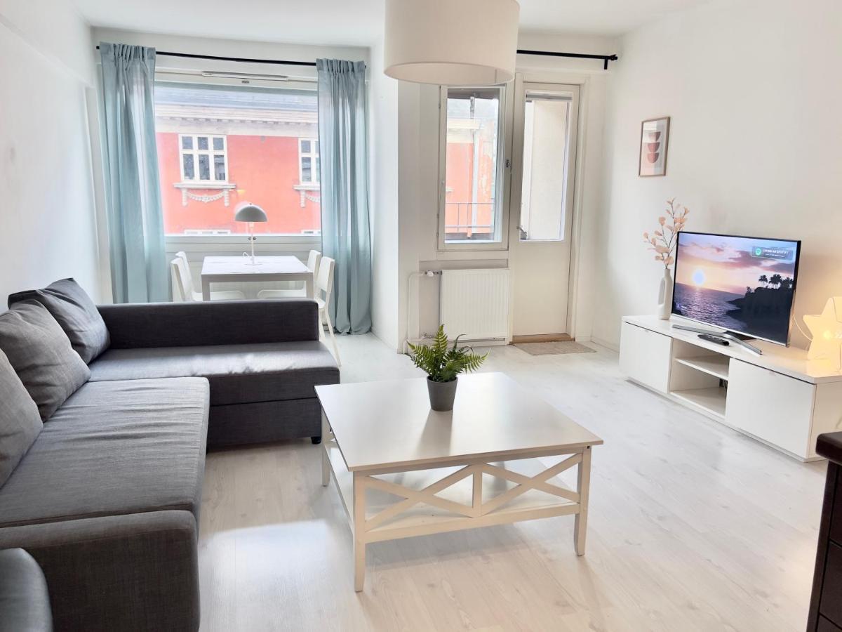 Lovely Central Apartment Helsinki Exterior photo
